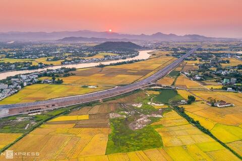 Bình Định Field