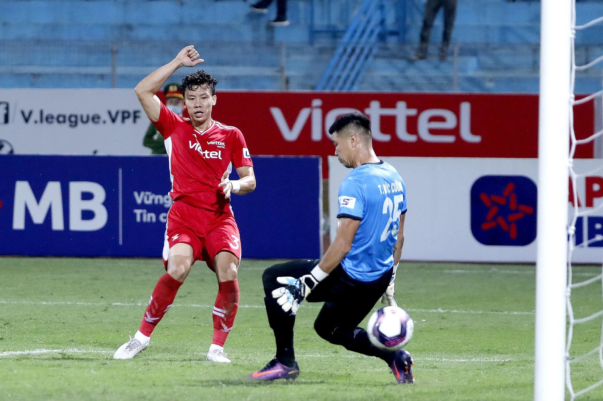 Kết quả bóng đá CLB Bình Định 0-1 Viettel: Hoàng Đức sút phạt thành 'siêu phẩm' - ảnh 3