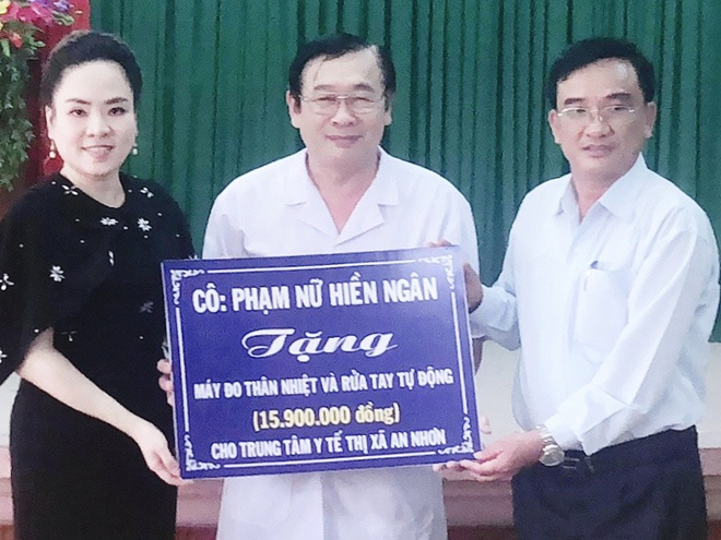 Hai phụ nữ Bình Định tặng 14.000 khẩu trang phòng chống dịch Covid-19 - ảnh 1