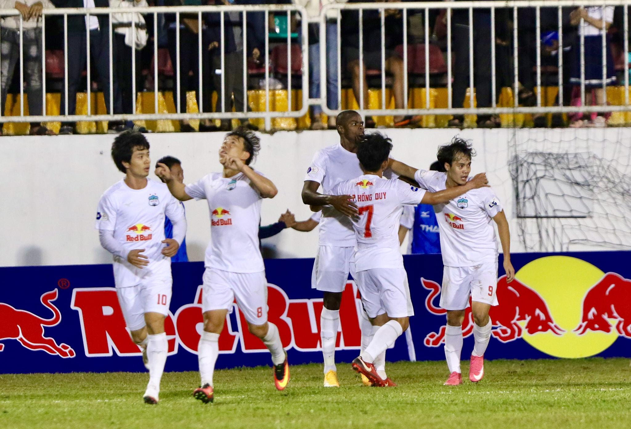 Đội Bình Định kiến nghị, UBND tỉnh Gia Lai chỉ đạo hoãn trận đấu trên sân Pleiku ở vòng 3  - ảnh 1