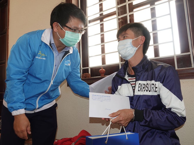 Chủ tịch UBND tỉnh Bình Định: Mong người dân được đón một cái Tết an lành - ảnh 3
