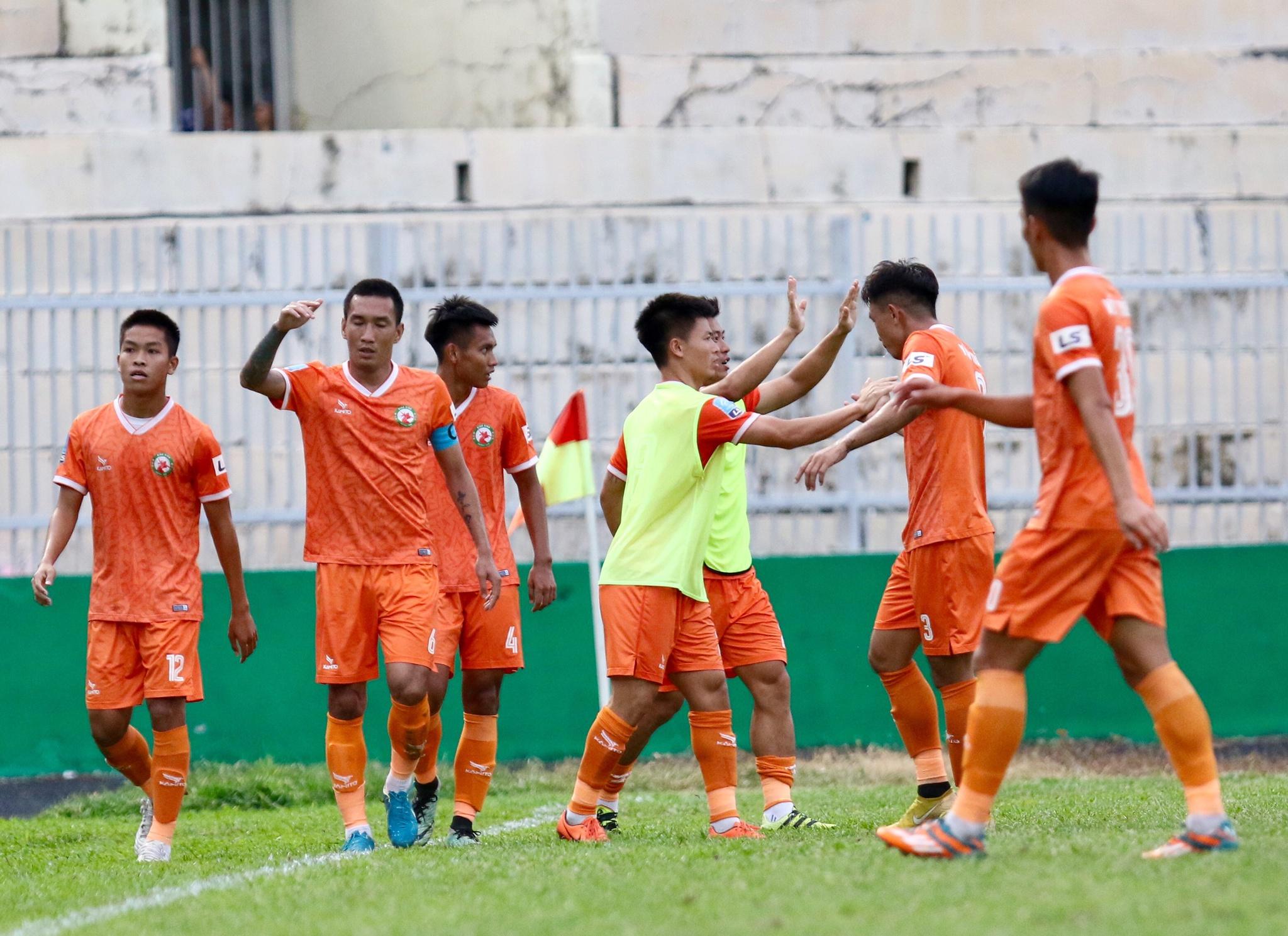 Vòng 9 giải bóng đá hạng nhất 2020: 3 trận 'chung kết' của Bình Định - ảnh 2
