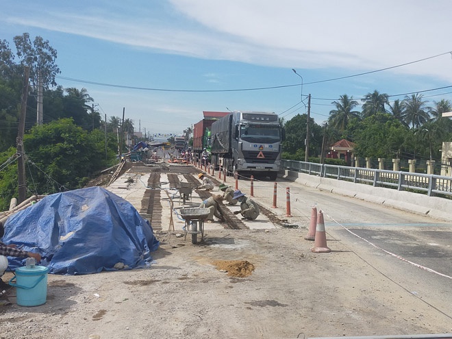 Tại sao Quốc lộ ngàn tỉ qua tỉnh Bình Định phải sửa chữa trước mùa mưa bão? - ảnh 4