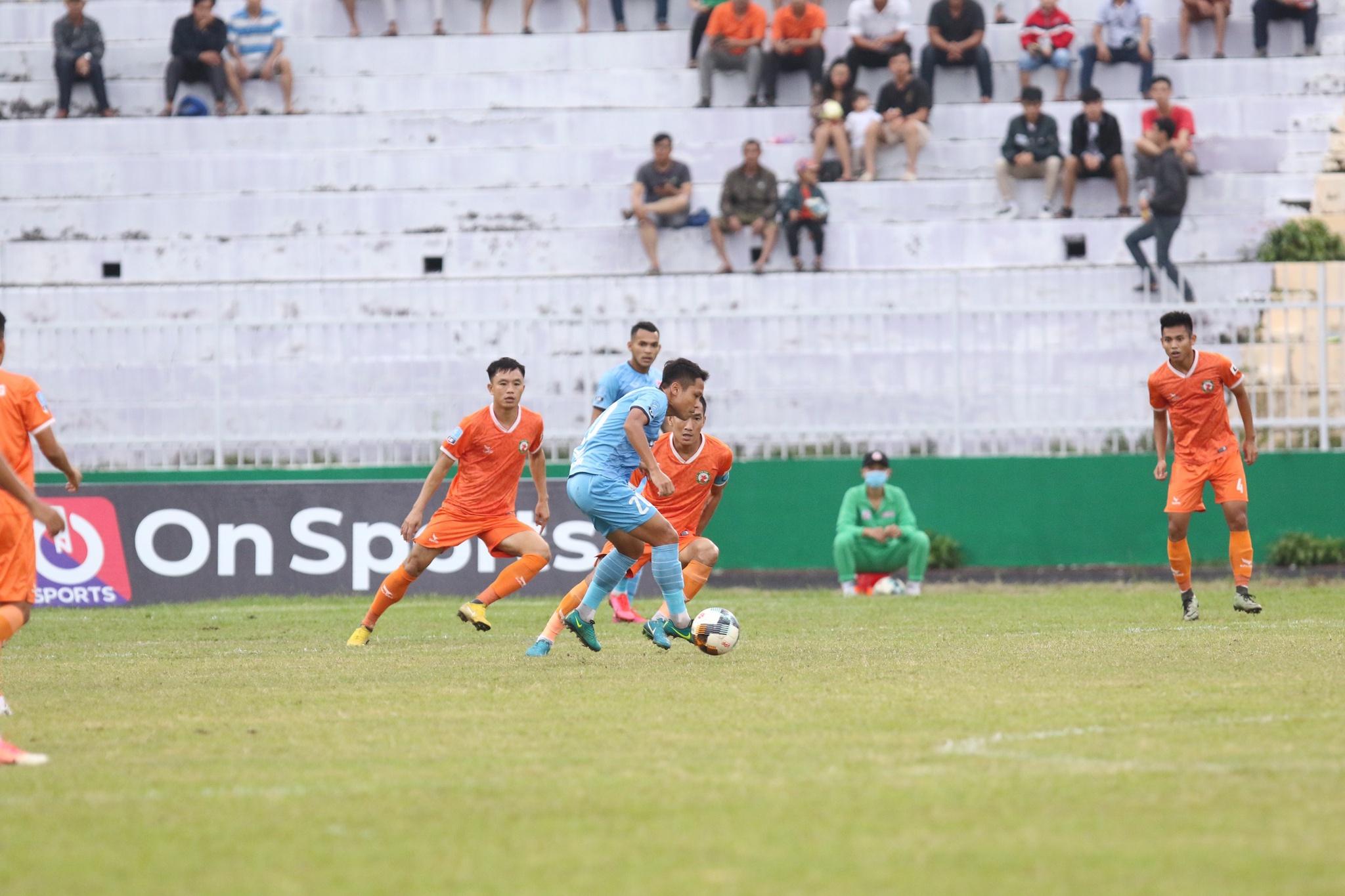 Kết quả suất lên hạng V-League: Chúc mừng CLB Bình Định, tiếc cho Bà Rịa - Vũng Tàu! - ảnh 21