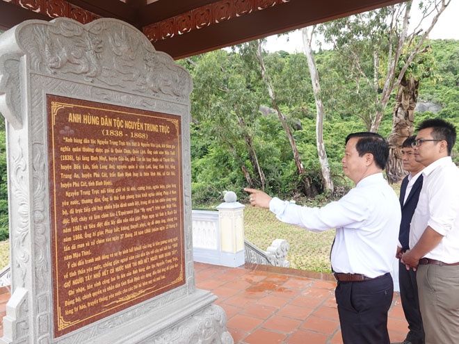 Khánh thành Đền thờ anh hùng dân tộc Nguyễn Trung Trực tại Bình Định - ảnh 2