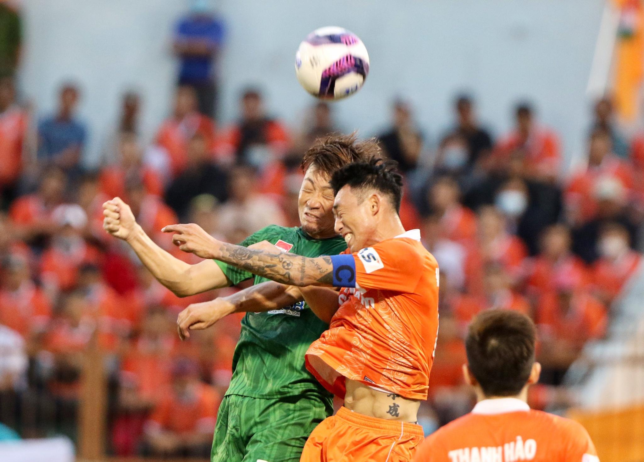 Kết quả V-League 2021, Bình Định 1-0 Sài Gòn FC: Hồ Tấn Tài khiến 'hung thần' Đỗ Merlo nín lặng! - ảnh 18
