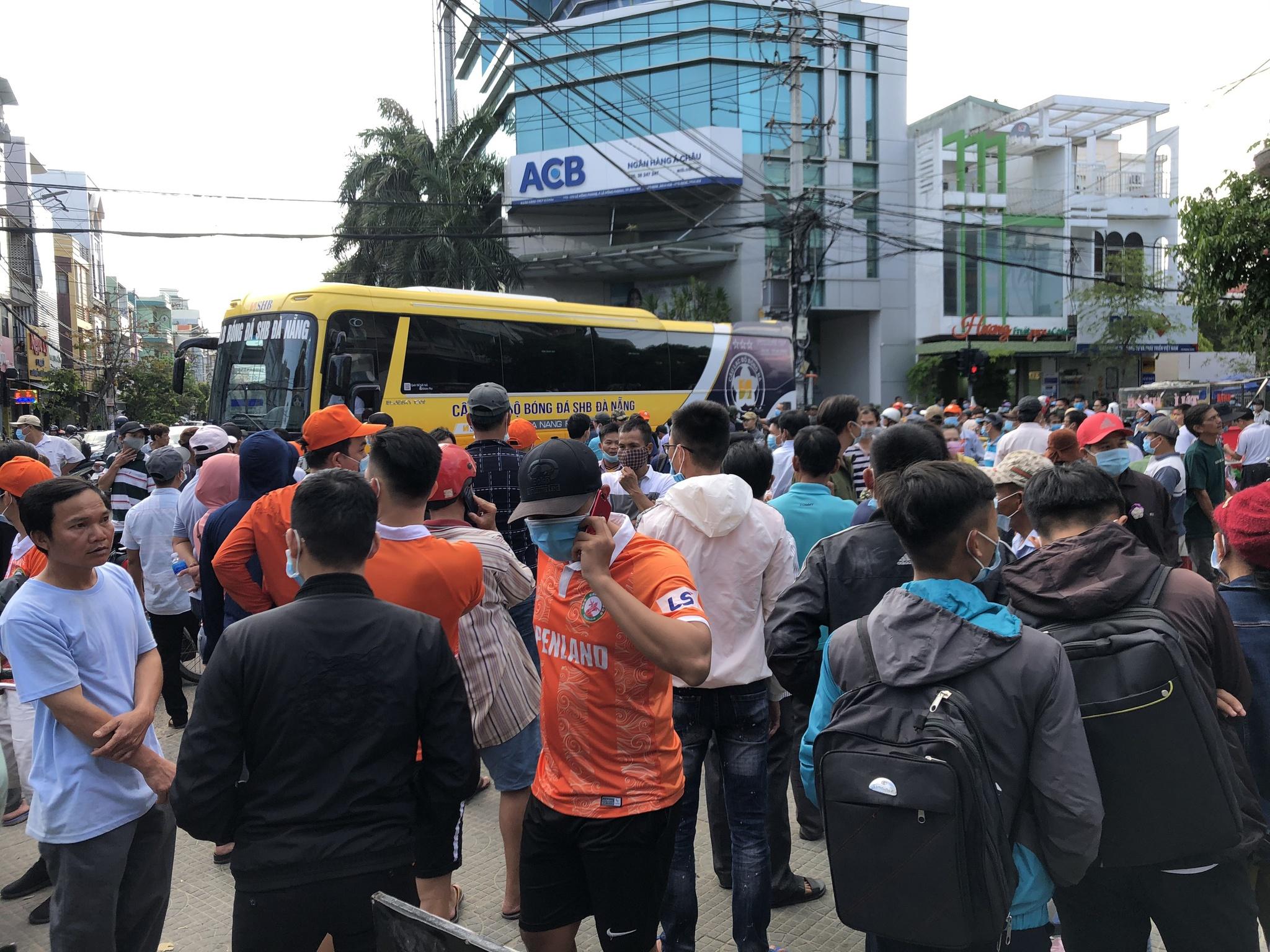 Kết quả bóng đá CLB Bình Định 1-0 CLB Đà Nẵng: Hồ Tấn Tài làm dậy sóng sân Quy Nhơn - ảnh 7