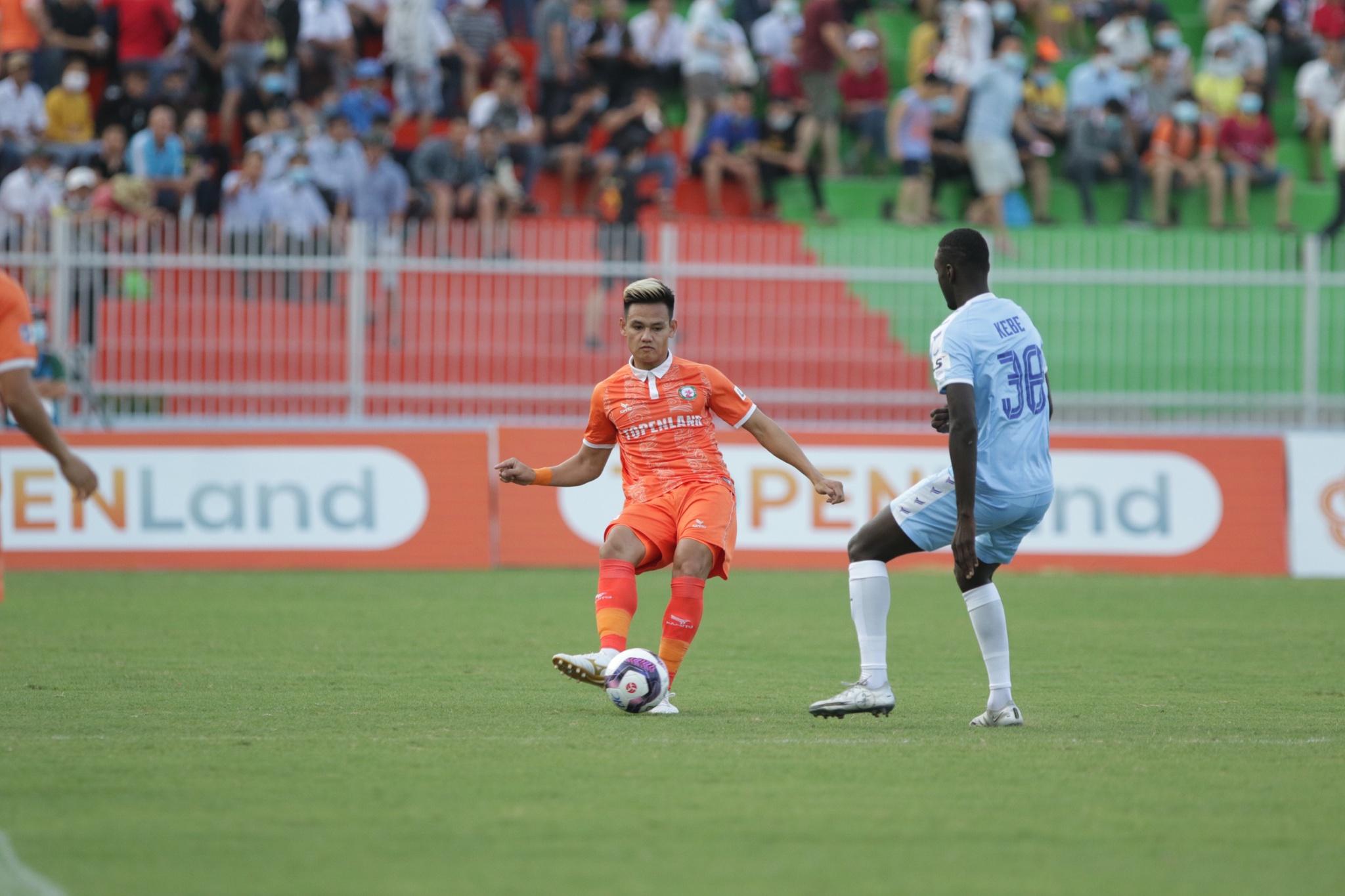 ‘Báu vật’ bóng đá Bình Định vắng mặt ở vòng 5 V-League 2021 gặp Nam Định - ảnh 1