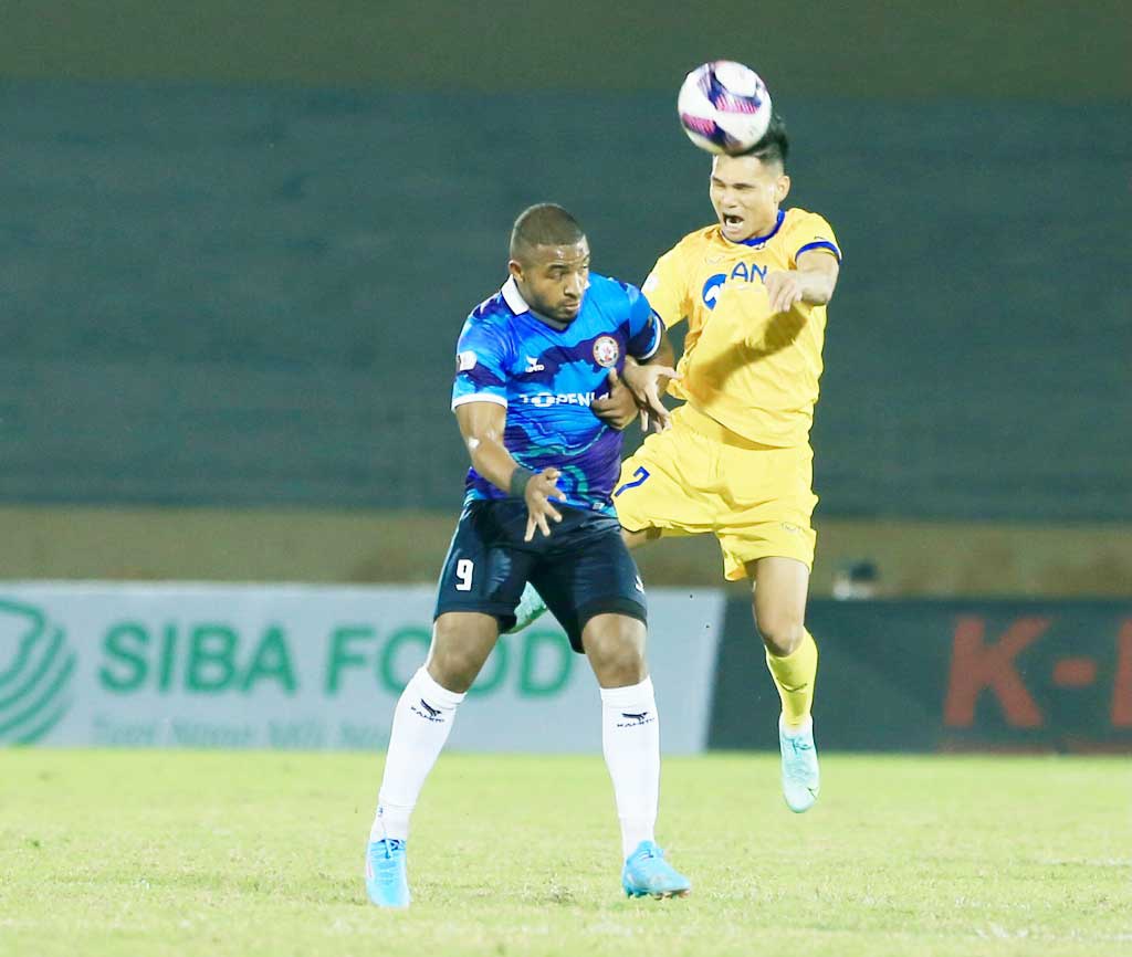 CLB Bình Định thắng lớn đội hình tiêu biểu vòng 2 V-League - ảnh 2